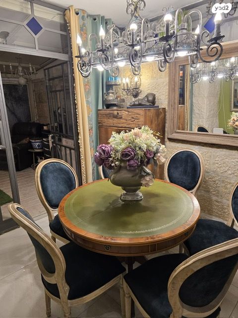 שדרות הנשיא השישי 