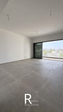 דירה למכירה בתל אביב יפו (תיווך) — 2