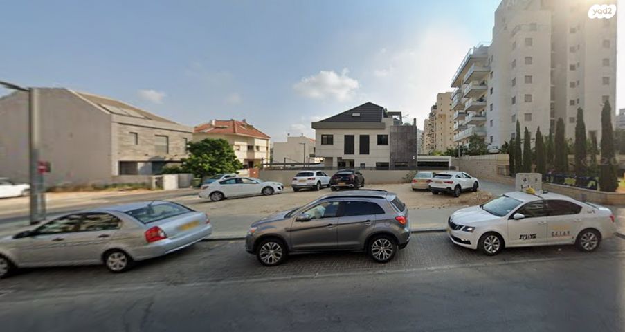 מודעת נכס, דבורה ברטונוב, קרית אילון, חולון