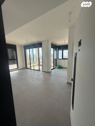 מודעת נכס, פרוג 3, שכונת חשמונאים, מרכז העיר א, רמת גן