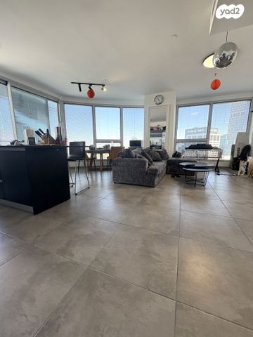 גרציאני יצחק 