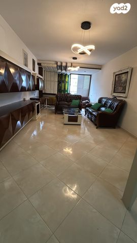 דירה, לב העיר, בת ים