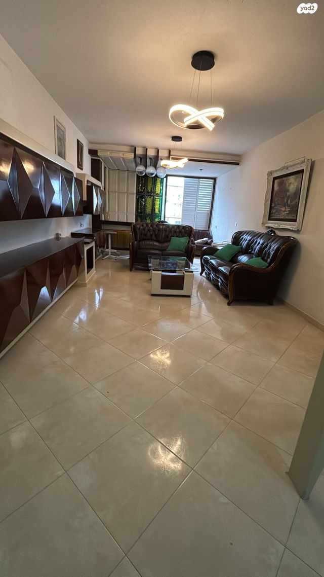 דירה, יוספטל 43, לב העיר, בת ים