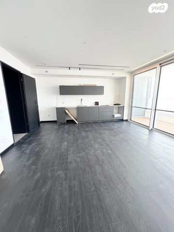 ארלוזורוב 82