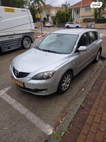 מודעת רכב מאזדה 3