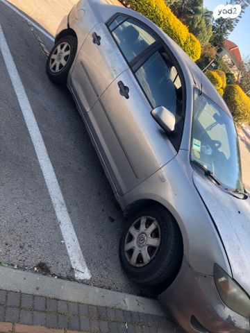 מודעת רכב מאזדה 3