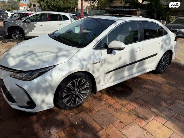 מודעת רכב טויוטה קורולה