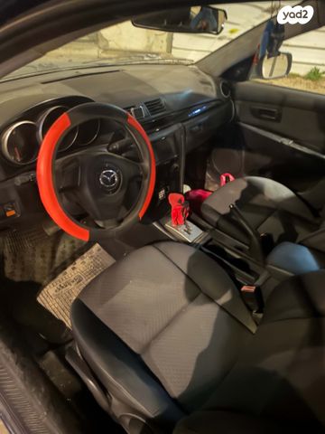 מודעת רכב מאזדה 3