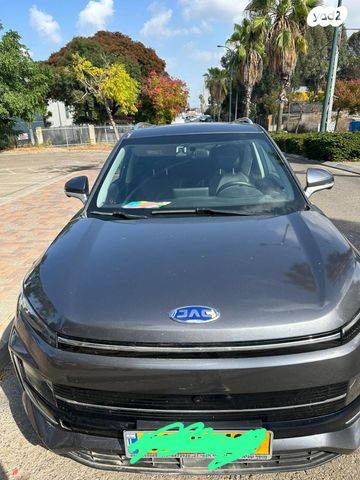 מודעת רכב ג׳יי.איי.סי E-JS4