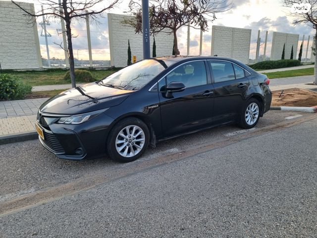 מודעת רכב טויוטה קורולה