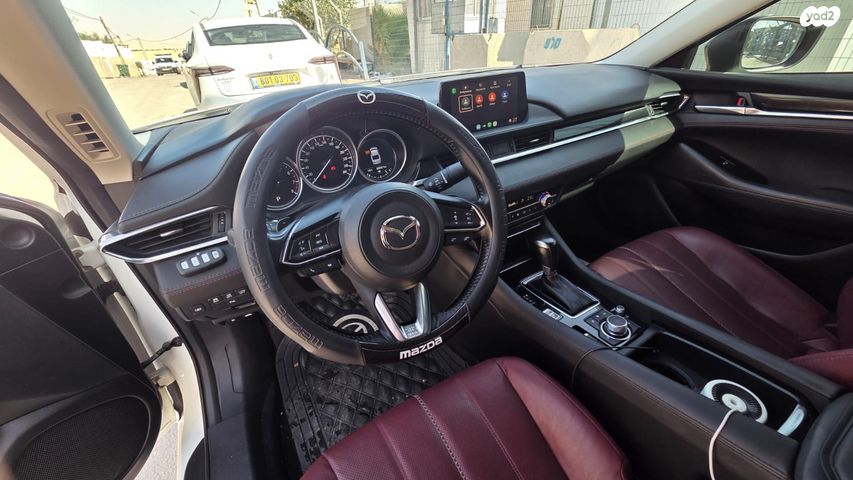 מודעת רכב מאזדה 6