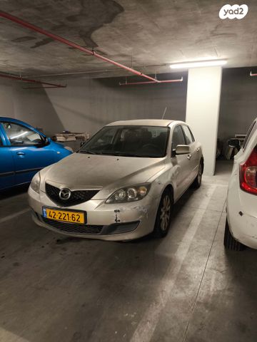 מודעת רכב מאזדה 3