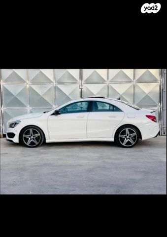 מודעת רכב מרצדס-בנץ CLA