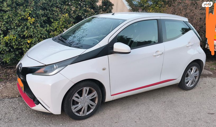 מודעת רכב טויוטה אייגו