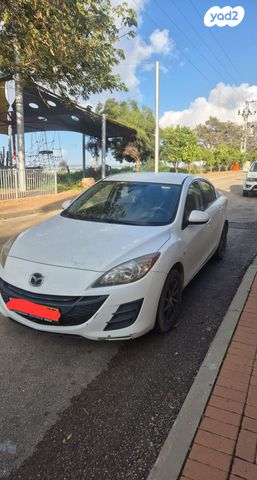 מודעת רכב מאזדה 3