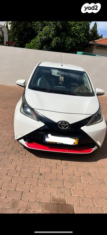 מודעת רכב טויוטה אייגו