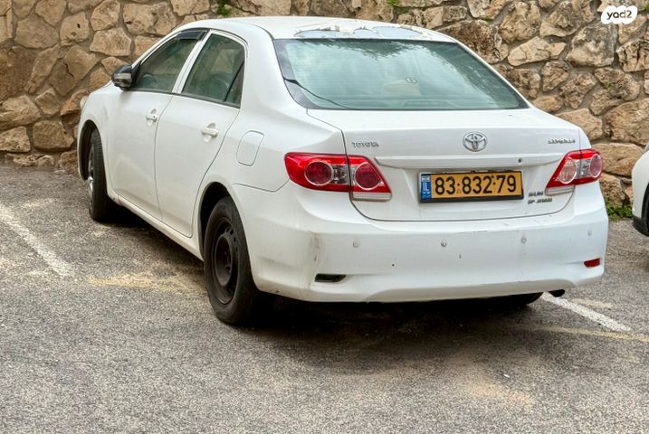 מודעת רכב טויוטה קורולה
