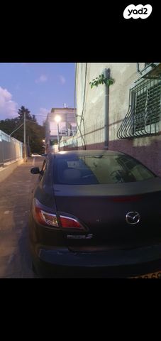 מודעת רכב מאזדה 3