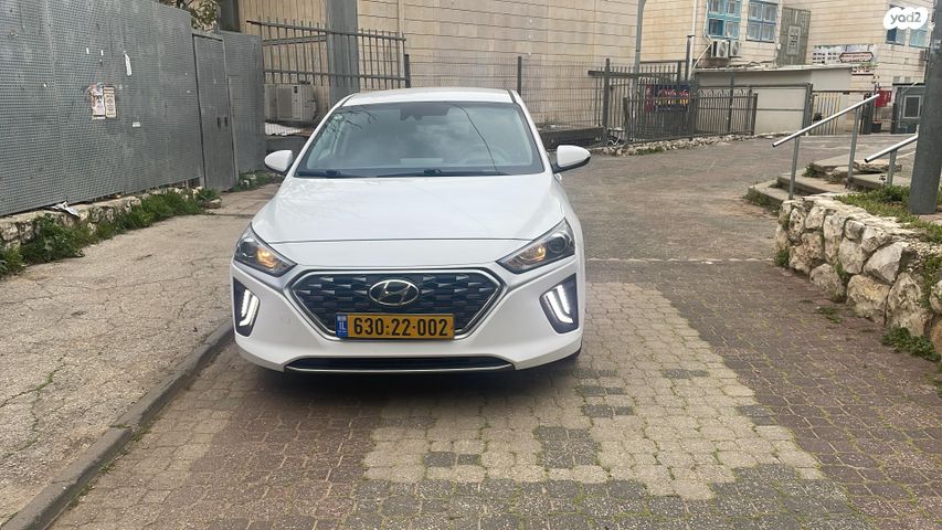 מודעת רכב יונדאי איוניק