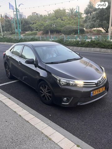 מודעת רכב טויוטה קורולה