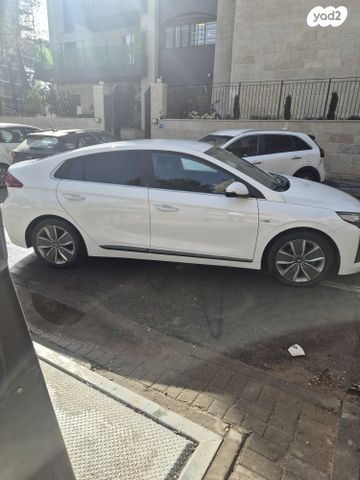 מודעת רכב יונדאי איוניק