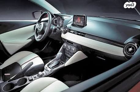 מודעת רכב מאזדה 2