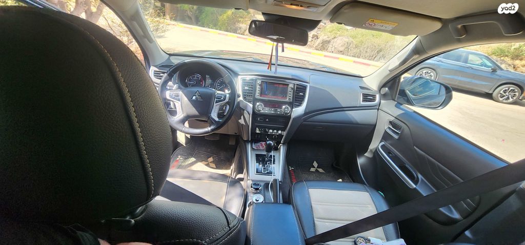 מודעת רכב מיצובישי טרייטון / L200