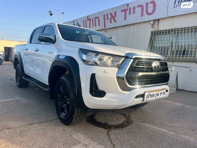 מודעת רכב טויוטה היילקס