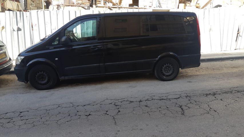 מודעת רכב מרצדס-בנץ ויטו