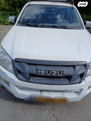 מודעת רכב איסוזו די-מקס