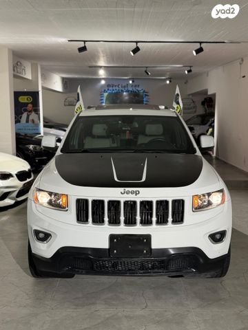 מודעת רכב ג'יפ גרנד צ'ירוקי