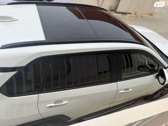 מודעת רכב טויוטה RAV4