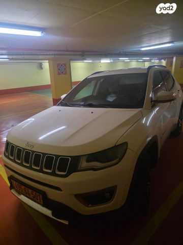 מודעת רכב ג'יפ קומפאס