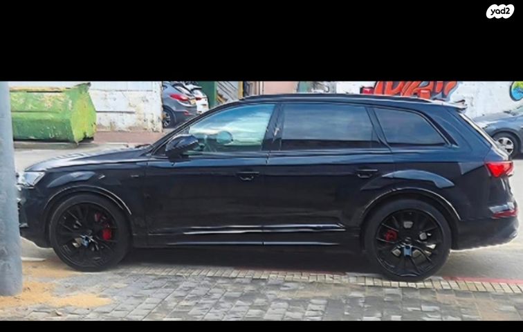 מודעת רכב אאודי Q7