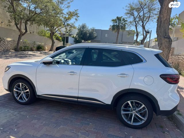 מודעת רכב אם ג'י EHS PHEV