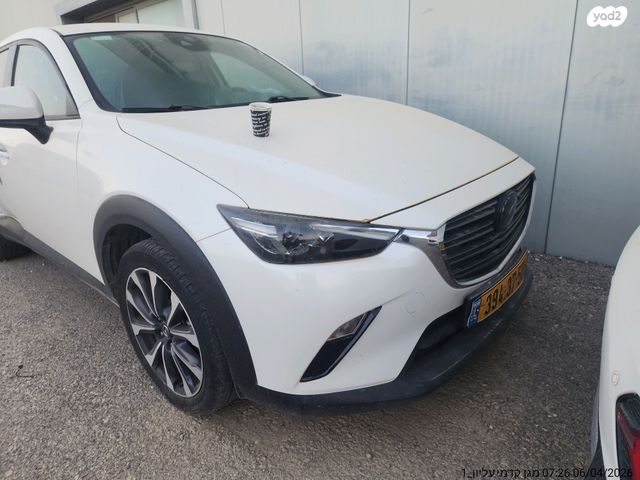 מודעת רכב מאזדה CX-3