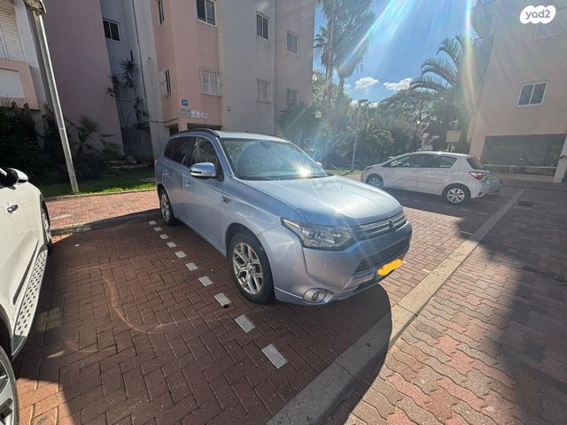 מודעת רכב מיצובישי אאוטלנדר