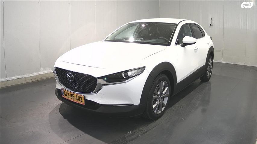 מודעת רכב מאזדה CX-30