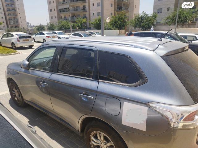 מודעת רכב מיצובישי אאוטלנדר