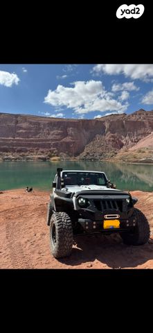 מודעת רכב ג'יפ רנגלר