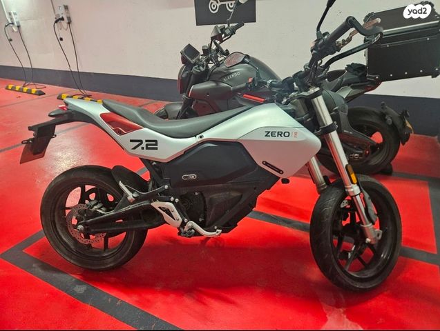 מודעת רכב זירו- אופנועים חשמליים FXS