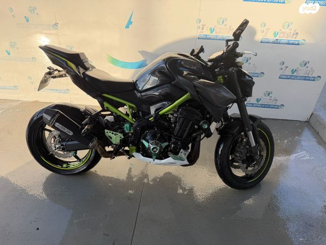מודעת רכב קאוואסאקי Z900