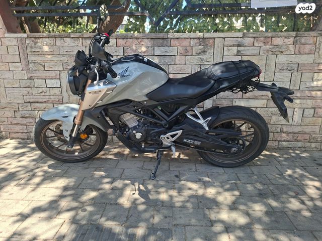מודעת רכב הונדה CB125R