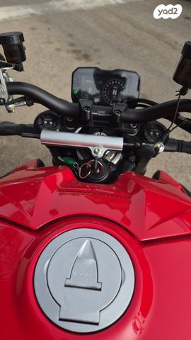 מודעת רכב דוקאטי סטריטפייטר V4