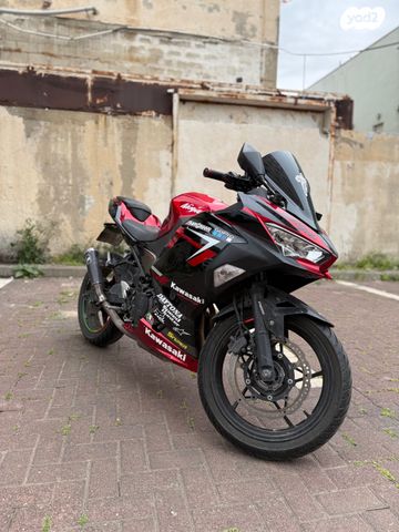 מודעת רכב קאוואסאקי נינג'ה 400