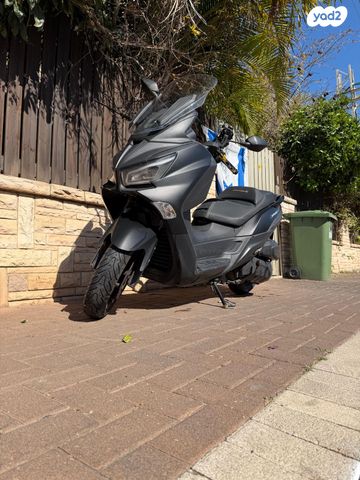 מודעת רכב סאן יאנג ג'וי-מקס Z-250