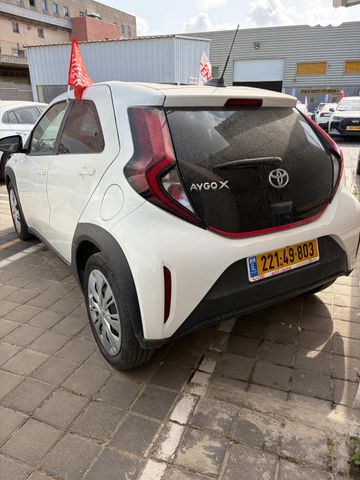 מודעת רכב טויוטה אייגו X