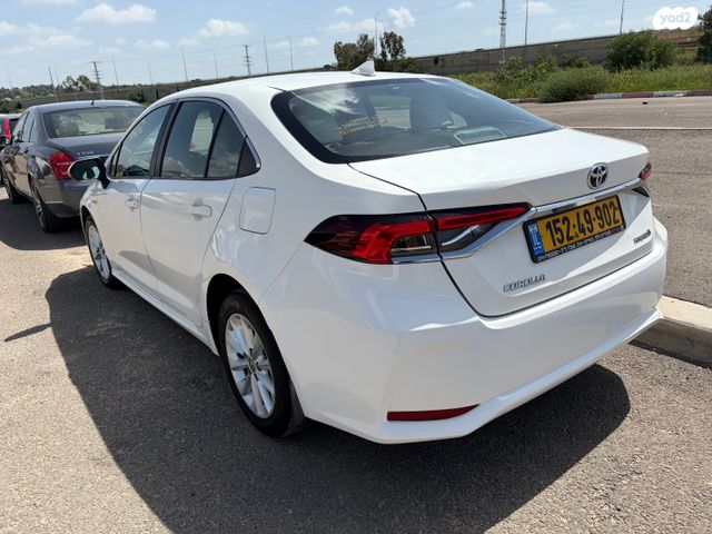 מודעת רכב טויוטה קורולה