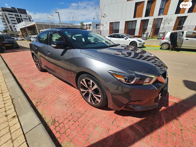 מודעת רכב ניסאן מקסימה