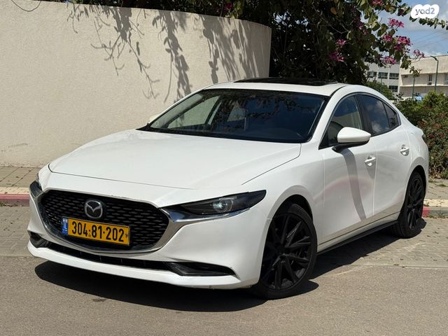 מודעת רכב מאזדה 3